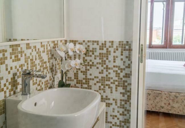 Appartement à Venezia - Venetian Palace Red Apartment R&R Appartement à Venezia - Venetian Palace Red Apartment R&R