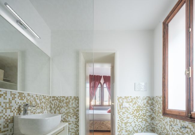 Appartement à Venezia - Venetian Palace Red Apartment R&R Appartement à Venezia - Venetian Palace Red Apartment R&R