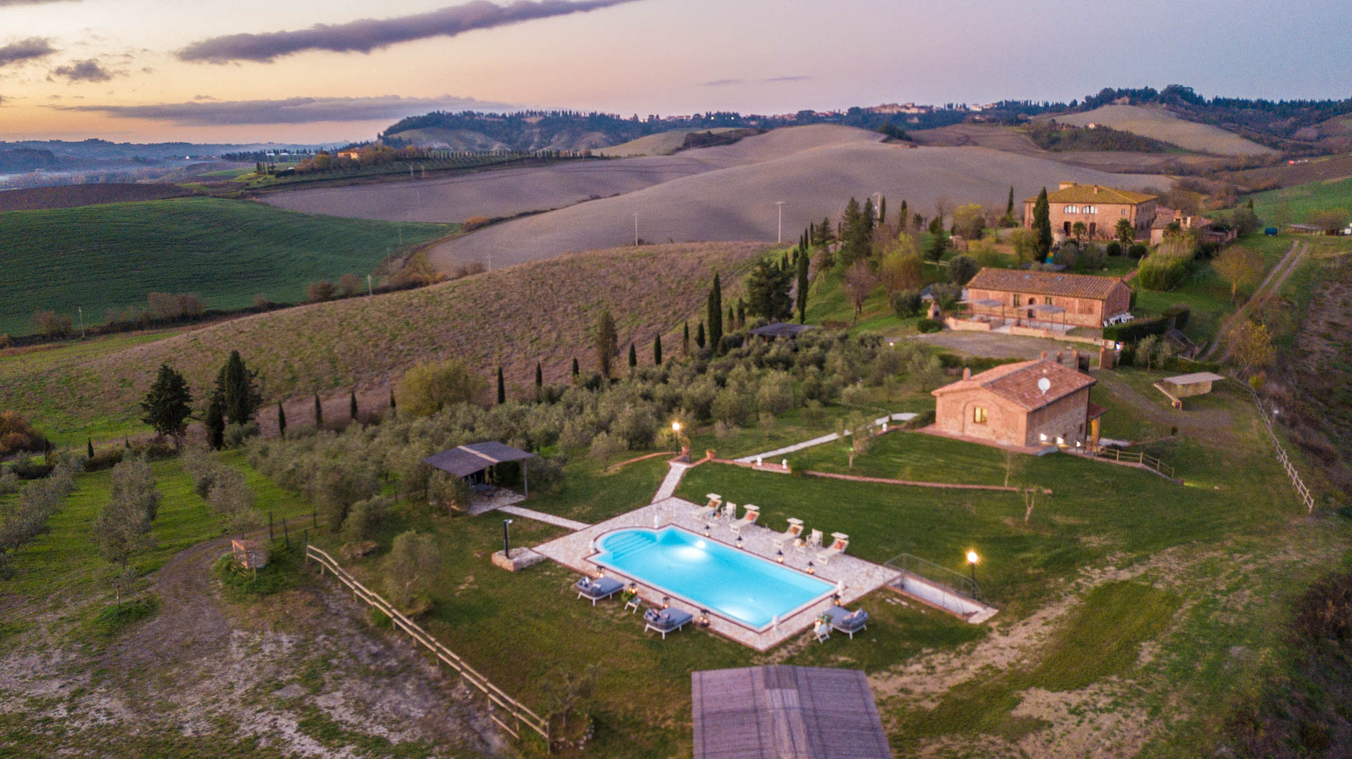 villa à Fabbrica - VILLA LAJATICO Farmhouse with Private Pool and the Most Exciting View over the Hilltops