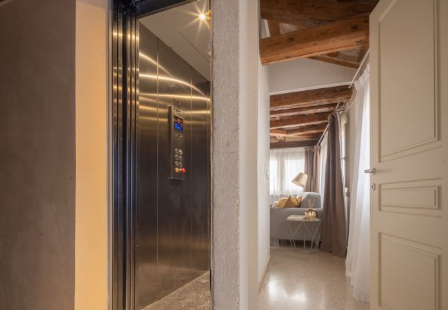 Appartement à Venezia - Lion Palace Suite Terrace R&R Appartement à Venezia - Lion Palace Suite Terrace R&R