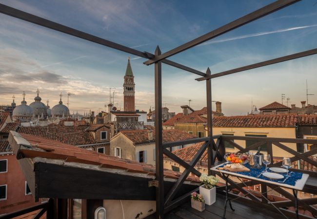Appartement à Venise - San Marco Terrace View Apartment R&R