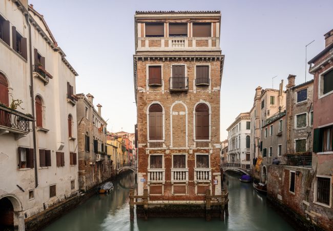 Appartement à Venezia - Santa Maria Formosa Terrace R&R Appartement à Venezia - Santa Maria Formosa Terrace R&R