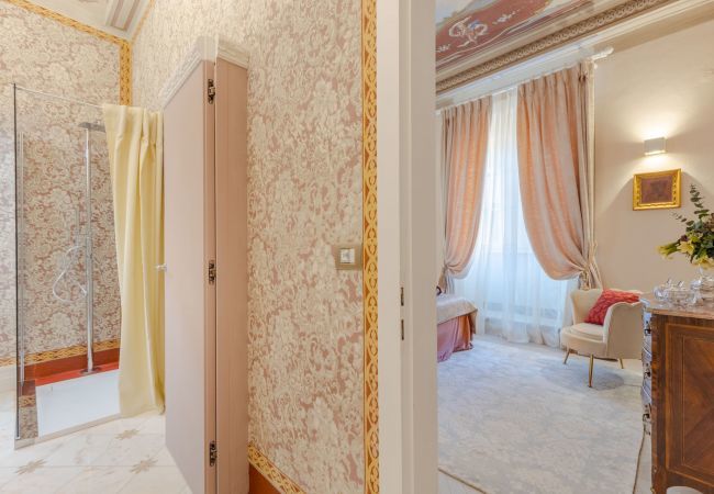 Appartement à Lucca - The Silk Thread, the luxury 3 bedrooms apartment Appartement à Lucca - The Silk Thread, the luxury 3 bedrooms apartment