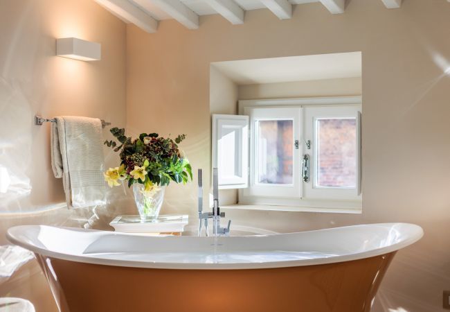 Appartement à Lucca - The Duchess Chambers, the Luxury Grand 3 bedrooms Appartement à Lucca - The Duchess Chambers, the Luxury Grand 3 bedrooms