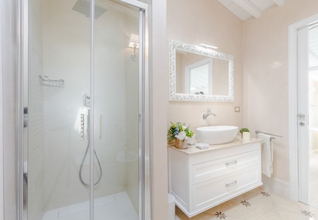 Appartement à Lucca - The Duchess Chambers, the Luxury Grand 3 bedrooms Appartement à Lucca - The Duchess Chambers, the Luxury Grand 3 bedrooms