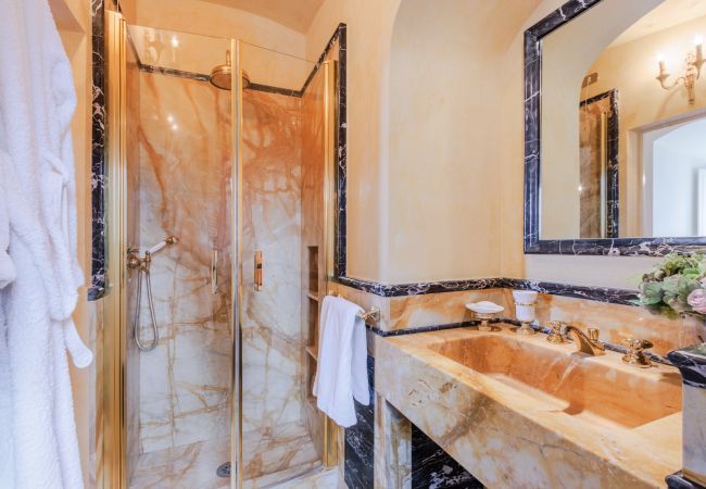 Villa à Cetona - Rocca di Cetona - a Medieval Castle Villa à Cetona - Rocca di Cetona - a Medieval Castle