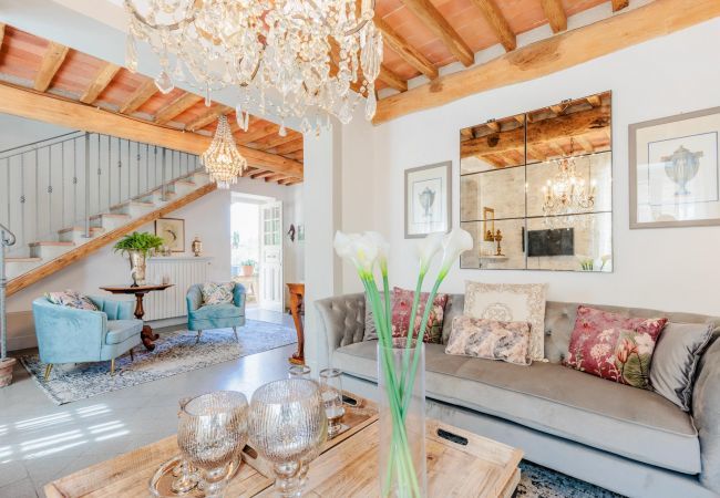 Villa à Pieve di Compito - Villa Aperitivo In Pieve di Compito Villa à Pieve di Compito - Villa Aperitivo In Pieve di Compito