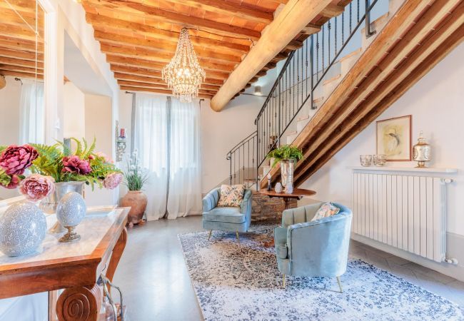 Villa à Pieve di Compito - Villa Aperitivo In Pieve di Compito Villa à Pieve di Compito - Villa Aperitivo In Pieve di Compito