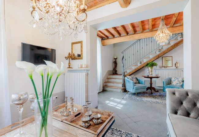 Villa à Pieve di Compito - Villa Aperitivo In Pieve di Compito Villa à Pieve di Compito - Villa Aperitivo In Pieve di Compito