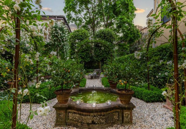 Appartement à Lucca - Casa Vanny, an Apartment with Private Garden Appartement à Lucca - Casa Vanny, an Apartment with Private Garden
