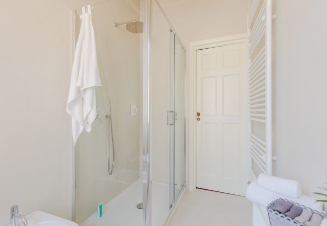 Appartement à Lucca - Casa Grey, Contemporary Penthouse Appartement à Lucca - Casa Grey, Contemporary Penthouse