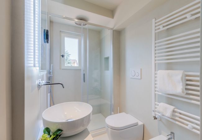 Appartement à Lucca - Casa Grey, Contemporary Penthouse Appartement à Lucca - Casa Grey, Contemporary Penthouse