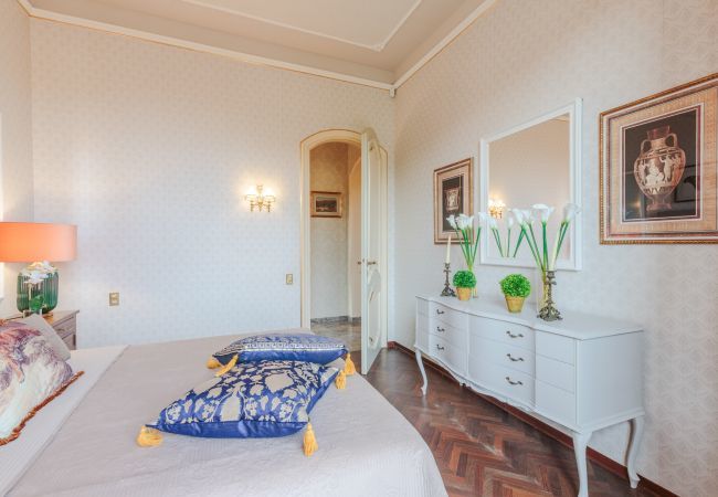 Villa à Monte San quirico - Villa Cesare, Convenient and Smart Villa à Monte San quirico - Villa Cesare, Convenient and Smart
