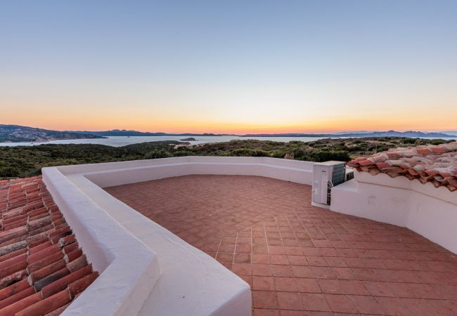 Villa à Capo Ferro - Villa Smeralda,  Porto Cervo, Sardinia