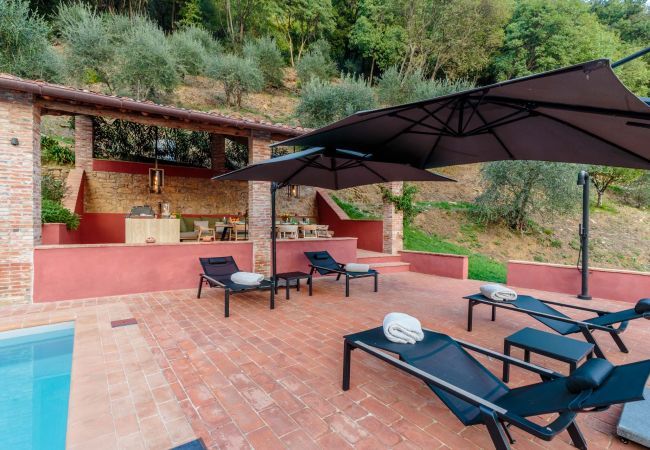 Villa à Lucca - Tramonto Farmhouse, Contemporary Tradition Villa à Lucca - Tramonto Farmhouse, Contemporary Tradition