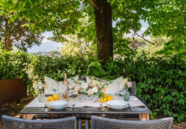 Appartement à Monte San quirico - Maria Farmhouse Apartment in Wine Resort in Lucca Appartement à Monte San quirico - Maria Farmhouse Apartment in Wine Resort in Lucca