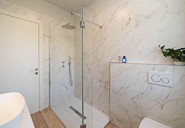 Villa à Bardolino - VILLA ORIZZONTI Villa à Bardolino - VILLA ORIZZONTI