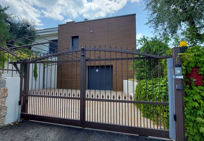 Villa à Bardolino - VILLA ORIZZONTI Villa à Bardolino - VILLA ORIZZONTI