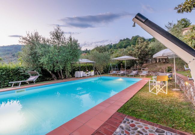 Villa à Lucques - Villa Dondolino, a Stylish Farmhouse with Private Pool close to Lucca and the Beach