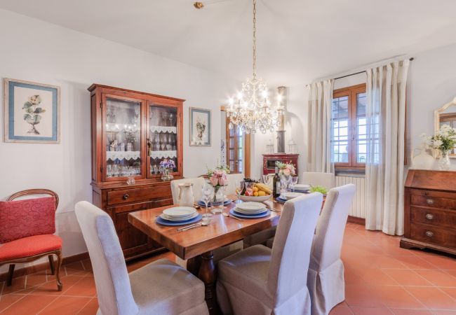 Villa à Lucques - Villa Gabry Farmhouse with Incredible View on the Hills close to Lucca Town Centre