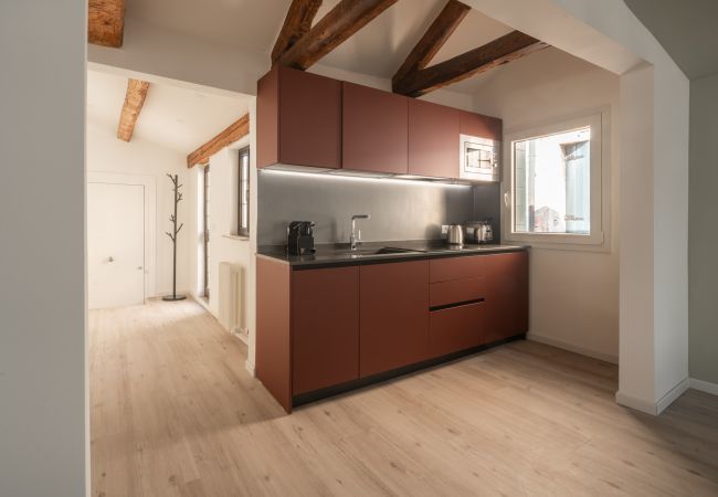 Appartement à Venezia - Sant'Aponal Cozy Apartment with Terrace R&R Appartement à Venezia - Sant'Aponal Cozy Apartment with Terrace R&R