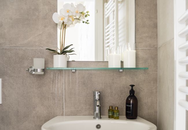 Appartement à Venezia - San Giovanni e Paolo Canal View Apartment R&R Appartement à Venezia - San Giovanni e Paolo Canal View Apartment R&R