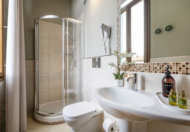 Chambres d'hôtes à Venezia - Vivaldi Suites - The Suite R&R Chambres d'hôtes à Venezia - Vivaldi Suites - The Suite R&R