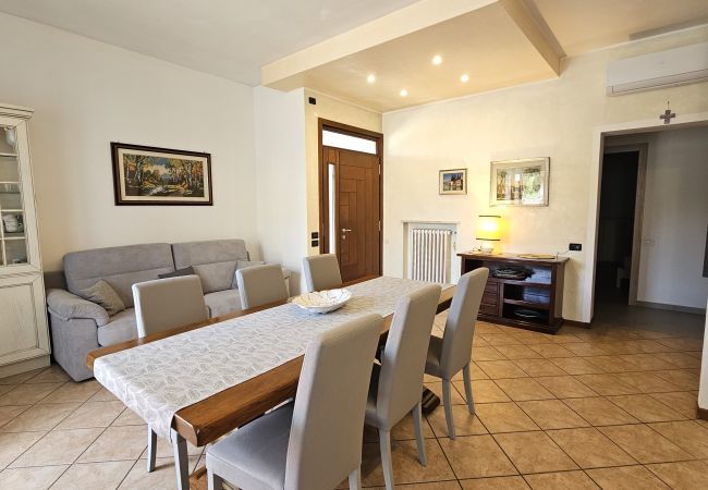 Villa à Lazise - VILLA HARMONY Villa à Lazise - VILLA HARMONY