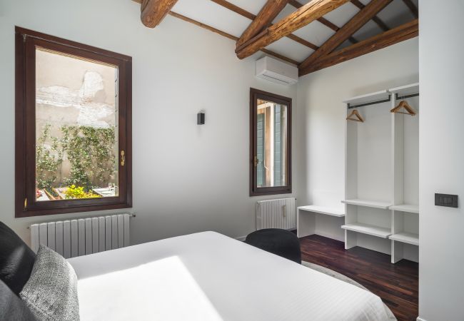 Appartement à Venezia - San Barnaba Palace - Apartment with Terrace R&R Appartement à Venezia - San Barnaba Palace - Apartment with Terrace R&R