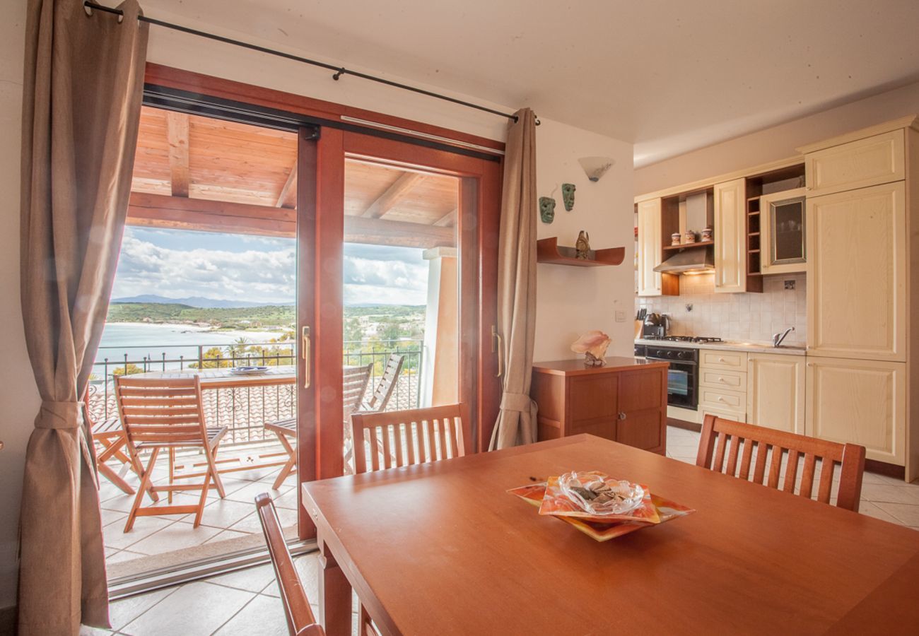 Appartement à Olbia - Maestrale Flat - vue panoramique, 150m de plage Pittulongu | KLODGE