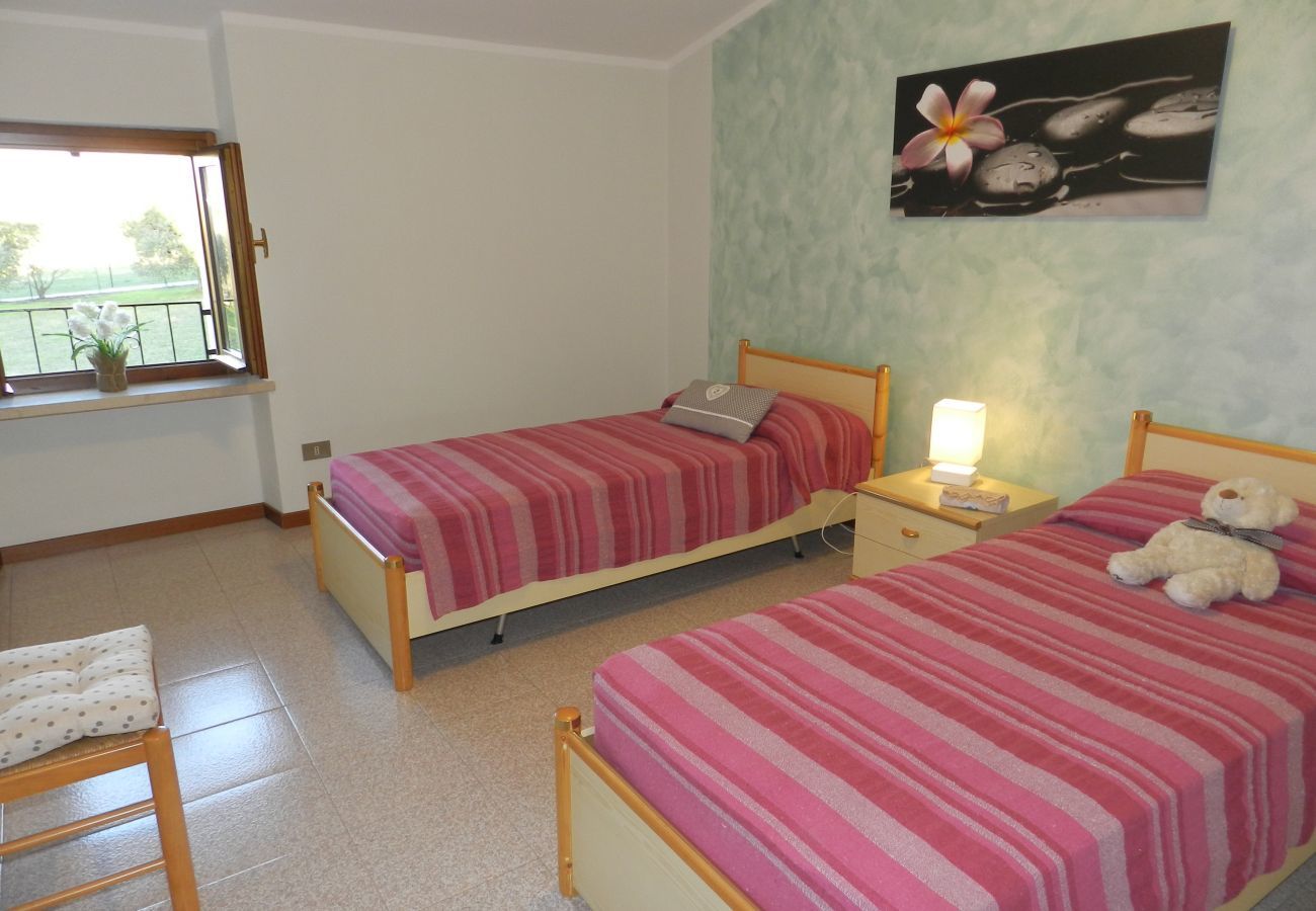 Appartement à Lazise - Regarda - appartement Rosa alba 7 avec wifi, climatisation, entree au camping