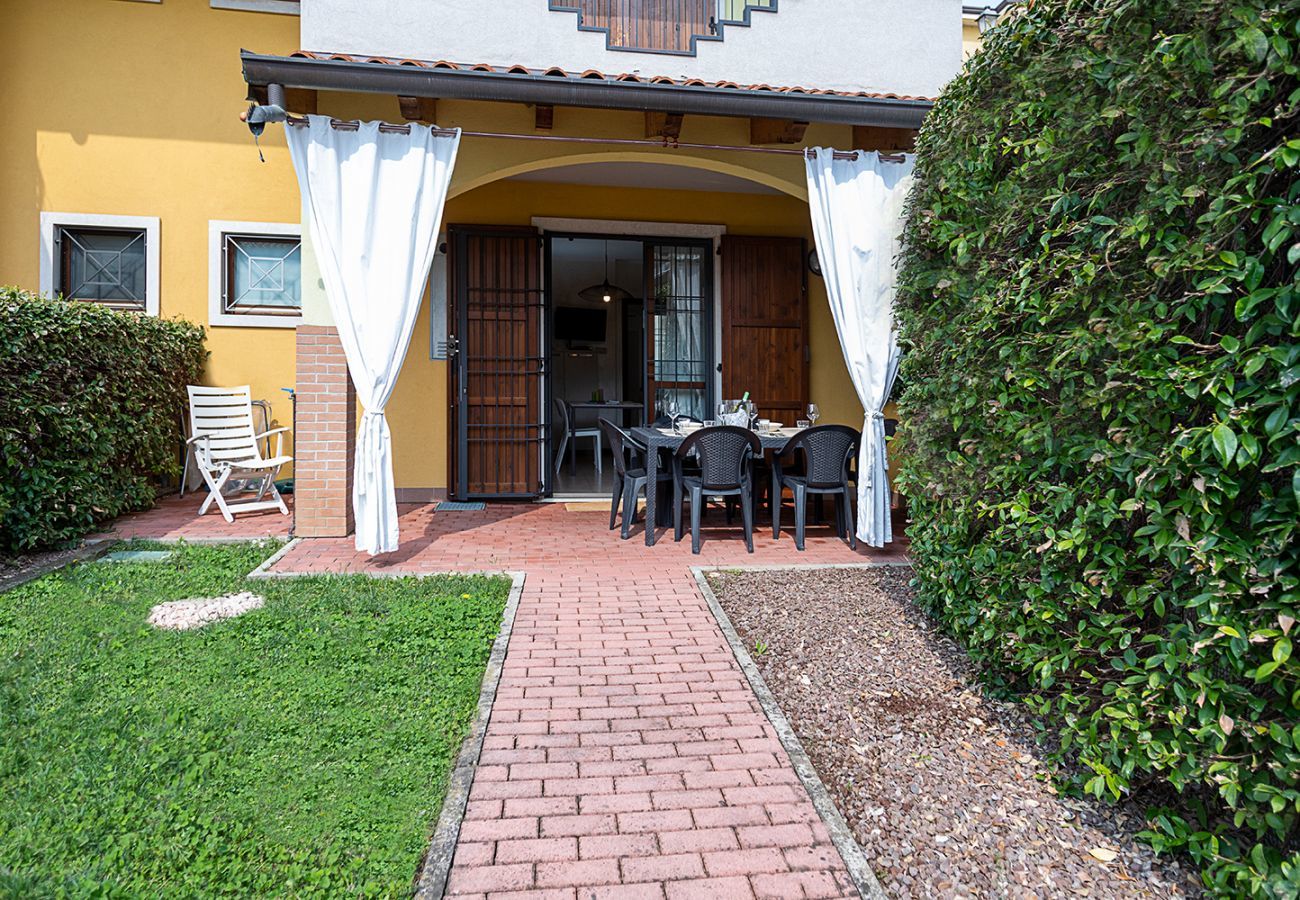 Appartement à Lazise - Regarda - appartement L'Archetto with private garden, WiFi, pool