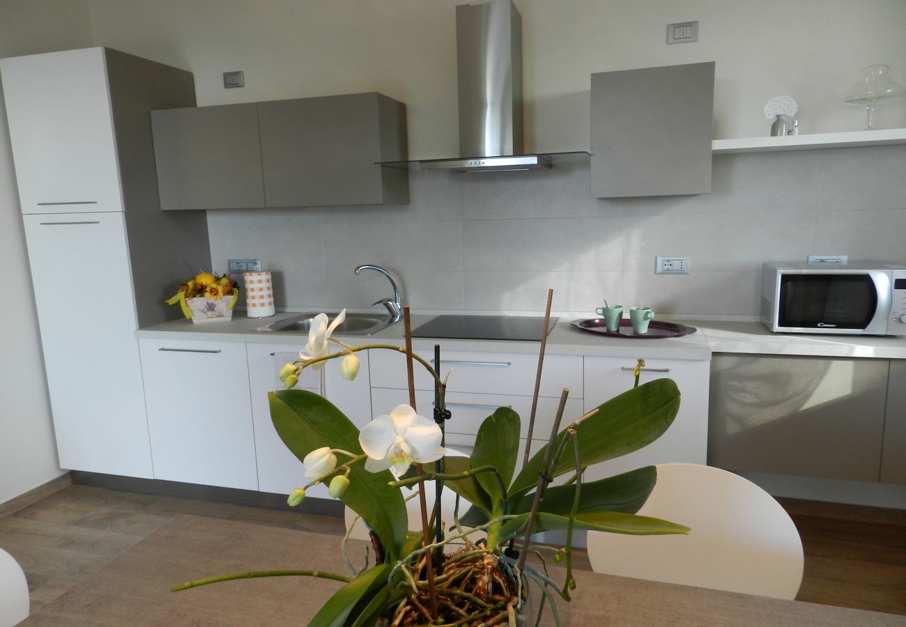 Villa à Bardolino - Regarda - Villa Alba à Bardolino avec vue sur le lac, jardin privé et wifi