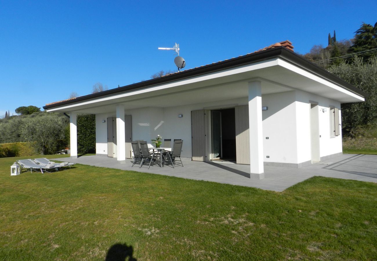 Villa à Bardolino - Regarda - Villa Alba à Bardolino avec vue sur le lac, jardin privé et wifi