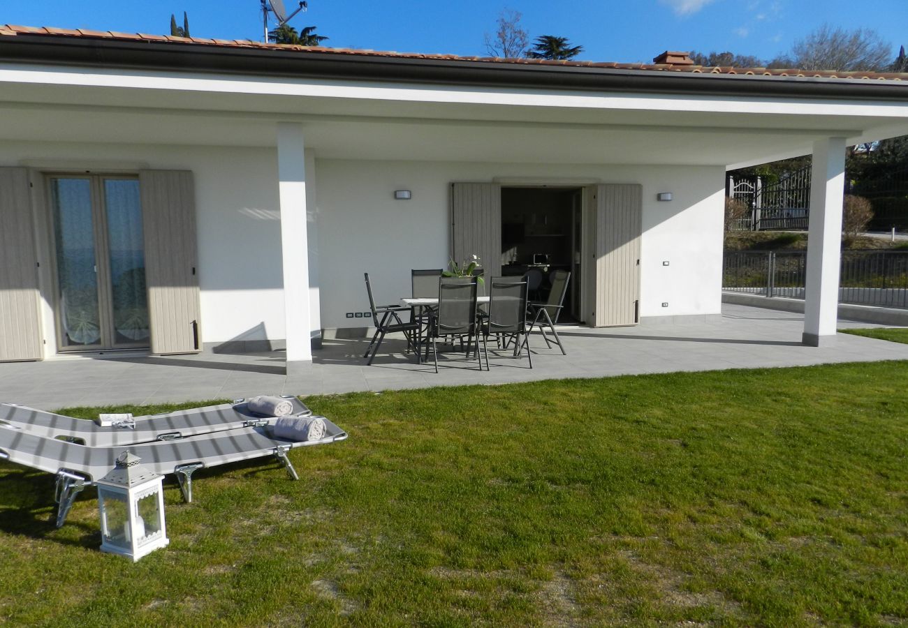 Villa à Bardolino - Regarda - Villa Alba à Bardolino avec vue sur le lac, jardin privé et wifi