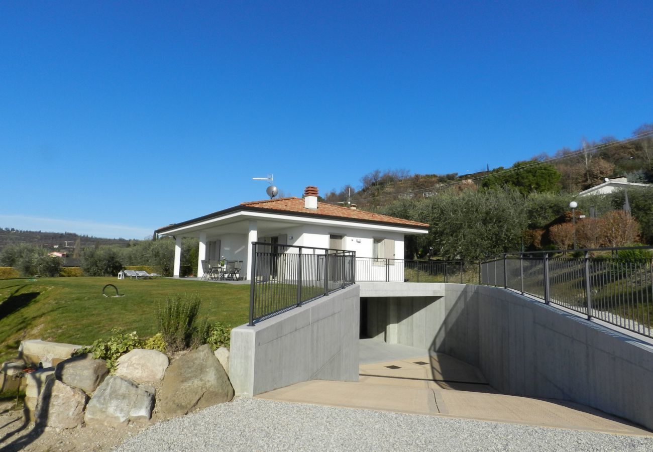 Villa à Bardolino - Regarda - Villa Alba à Bardolino avec vue sur le lac, jardin privé et wifi