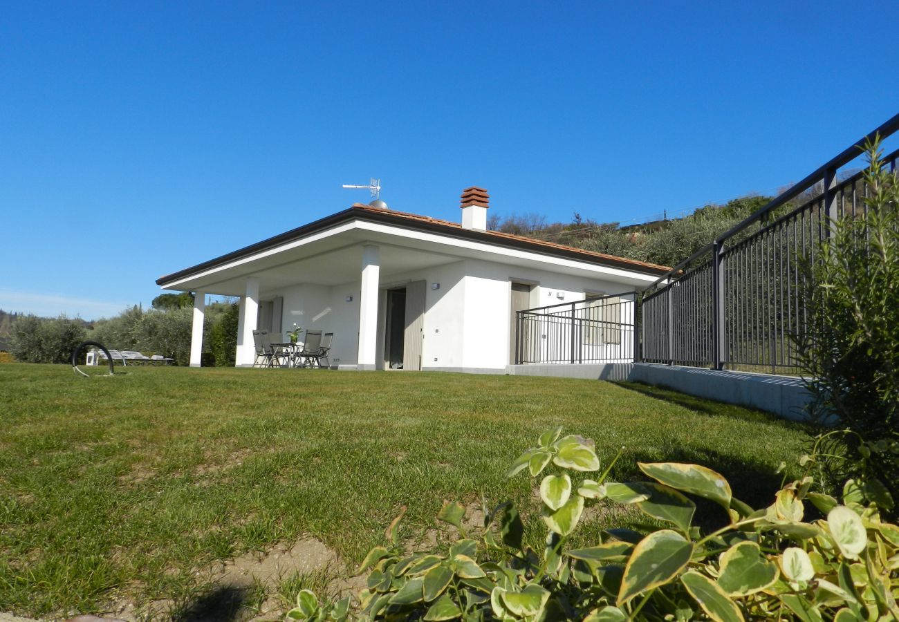 Villa à Bardolino - Regarda - Villa Alba à Bardolino avec vue sur le lac, jardin privé et wifi