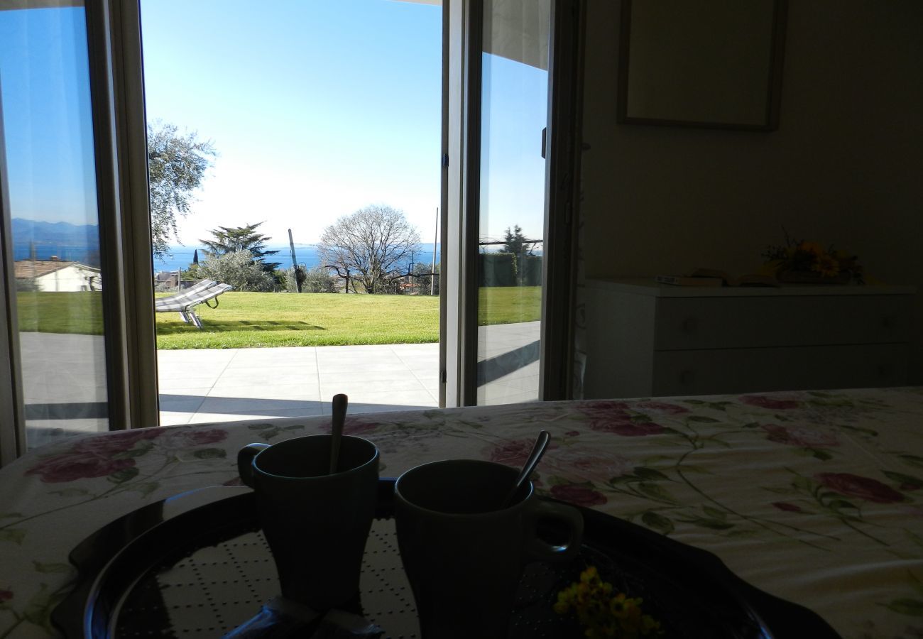 Villa à Bardolino - Regarda - Villa Alba à Bardolino avec vue sur le lac, jardin privé et wifi