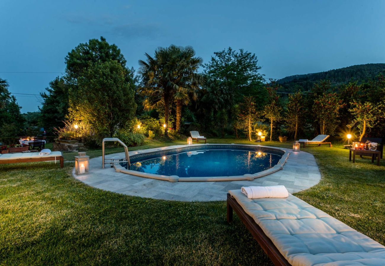 Villa à Pieve di Compito - A secret sweet idyllic retreat for 2 couples with private pool & air conditionin