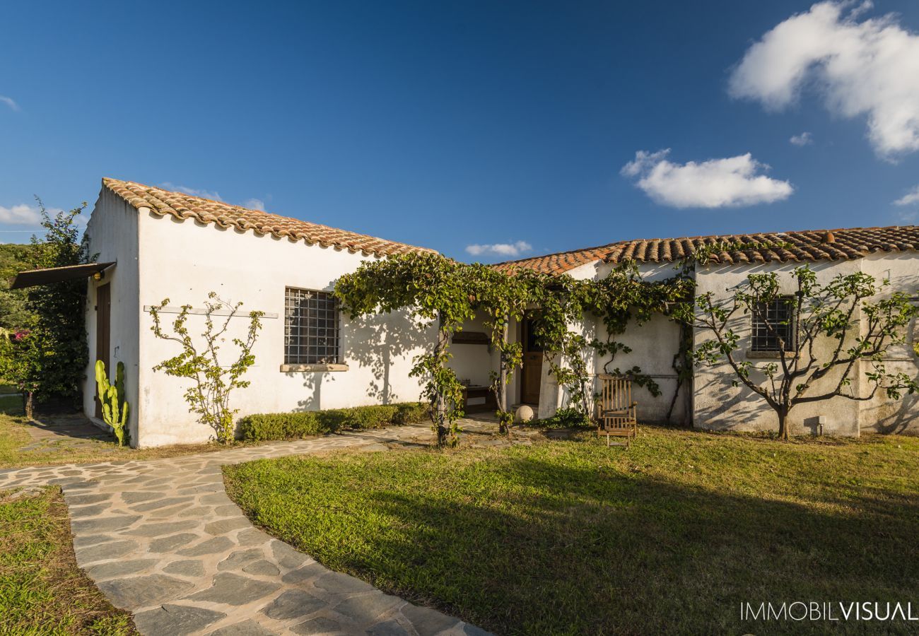 Villa à Golfo Aranci - Villa Relais - retraite de campagne exclusive avec piscine vue mer