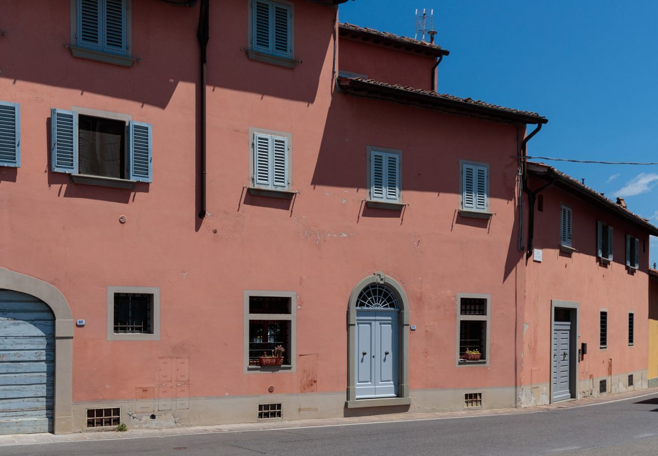 Villa à Marcialla - VILLA CHIANTI, your Secret 4 Bedrooms Retreat with View over the Vineyards in Marcialla