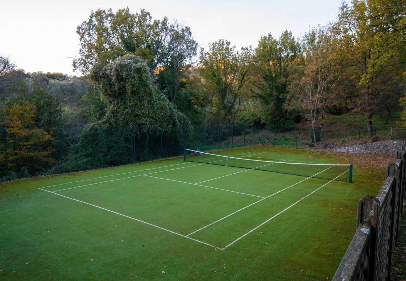 Villa à Lucques - Villa Gufo The Place to Be. Panoramic Private Pool with a Lucca View and Private Tennis Court