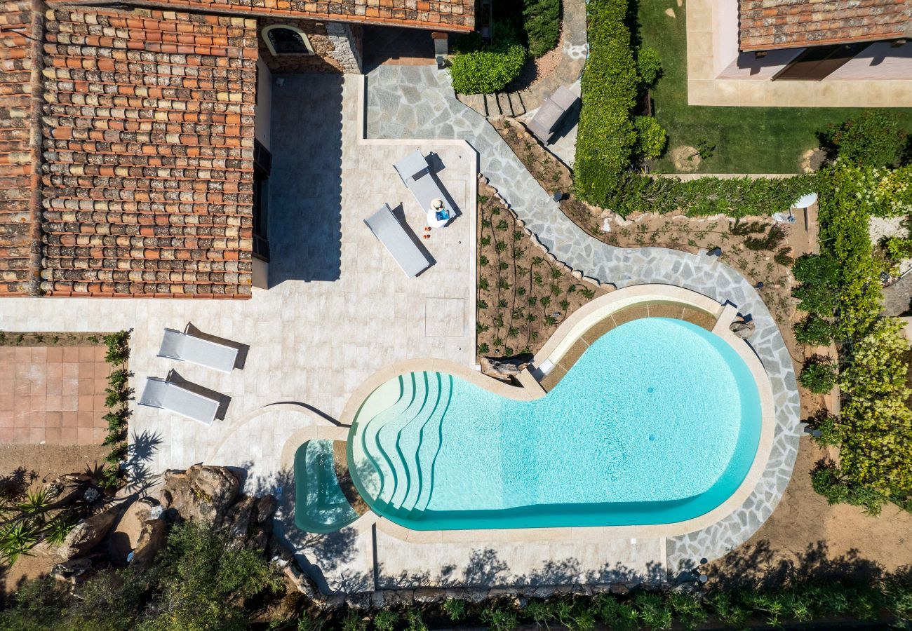 Villa à Porto San Paolo - Villa Kiki - avec piscine surplombant Tavolara