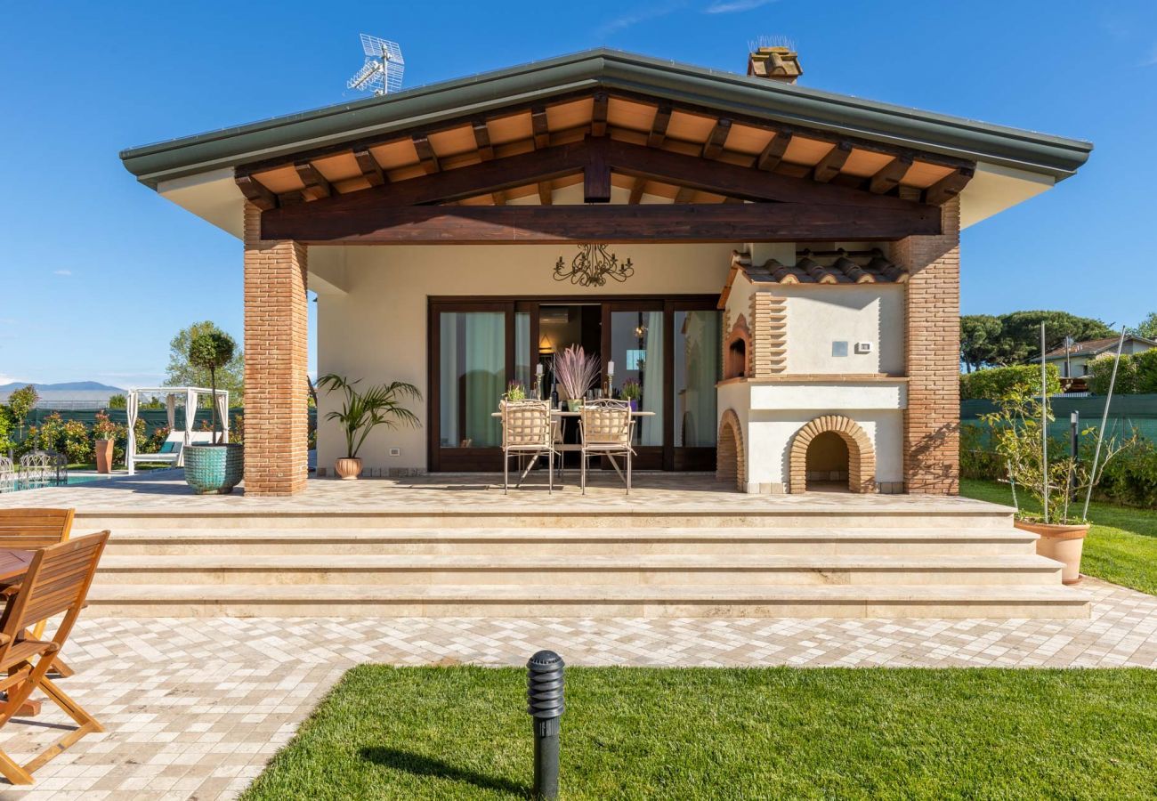 Villa à Viareggio - The Luxury Beach Villa