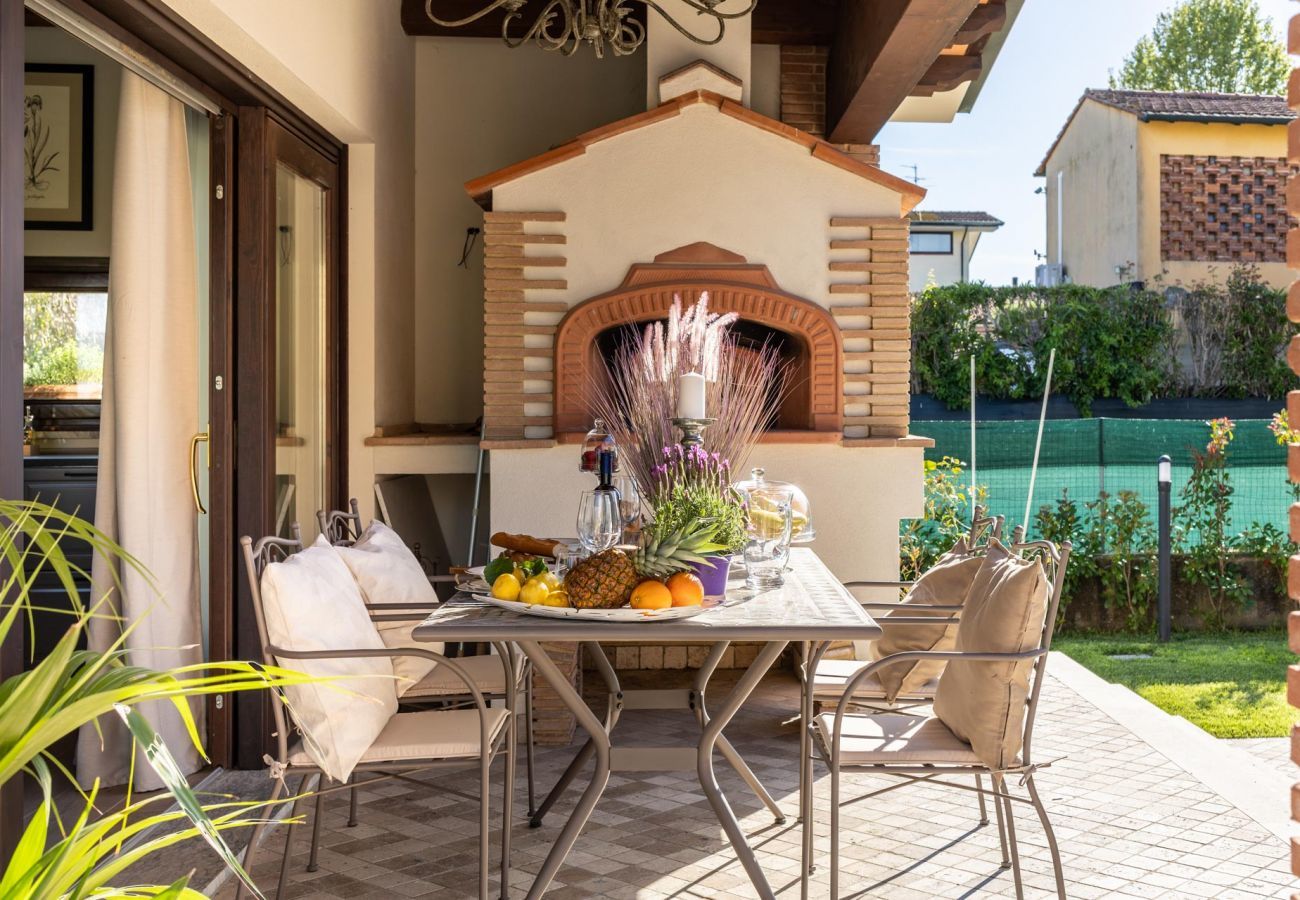Villa à Viareggio - The Luxury Beach Villa