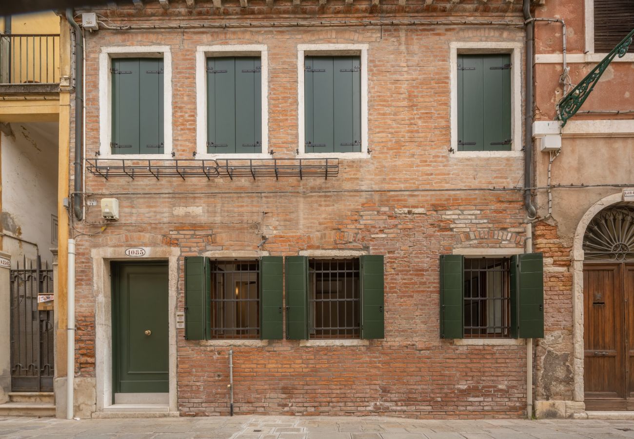 Appartement à Venise - San Giacomo Dall'Orio Garden Apartment R&R