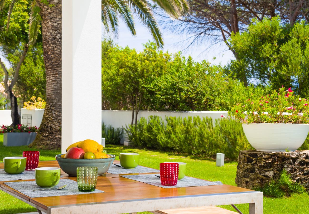 WLofts 13 - Maison de vacances design en location avec jardin et accès direct à la mer en Sardaigne