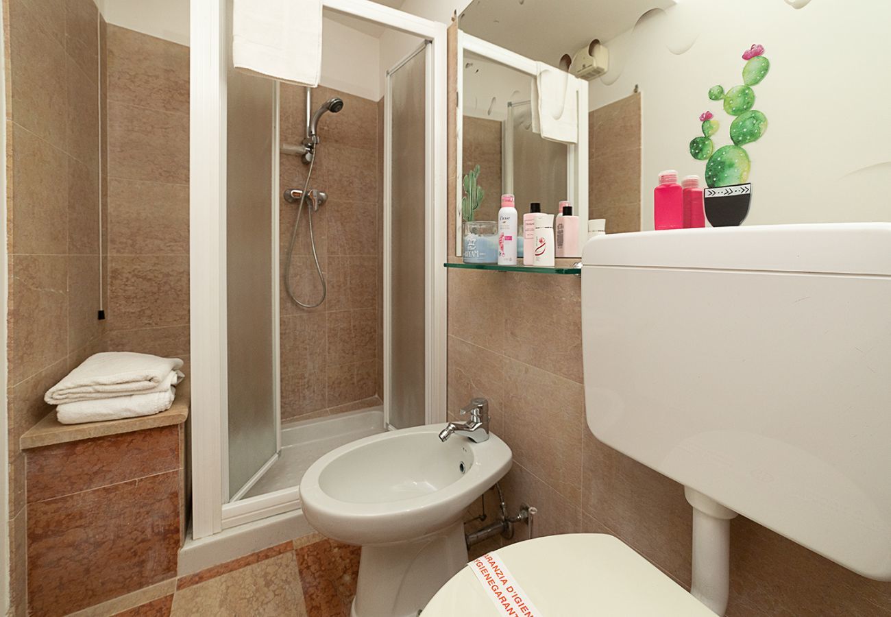 Appartement à Lazise - Regarda - Apartment Pergolana 11 on the lake with botanical garden and pool