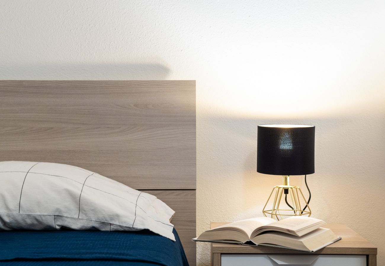 Myrsine 7D - Chambre double avec salle de bain privée, idéale pour un séjour relaxant en Sardaigne