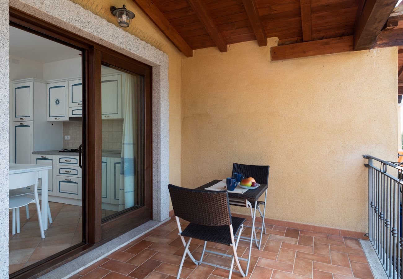 Appartement à Olbia - Myrsine Genny - maison confortable, vue piscine